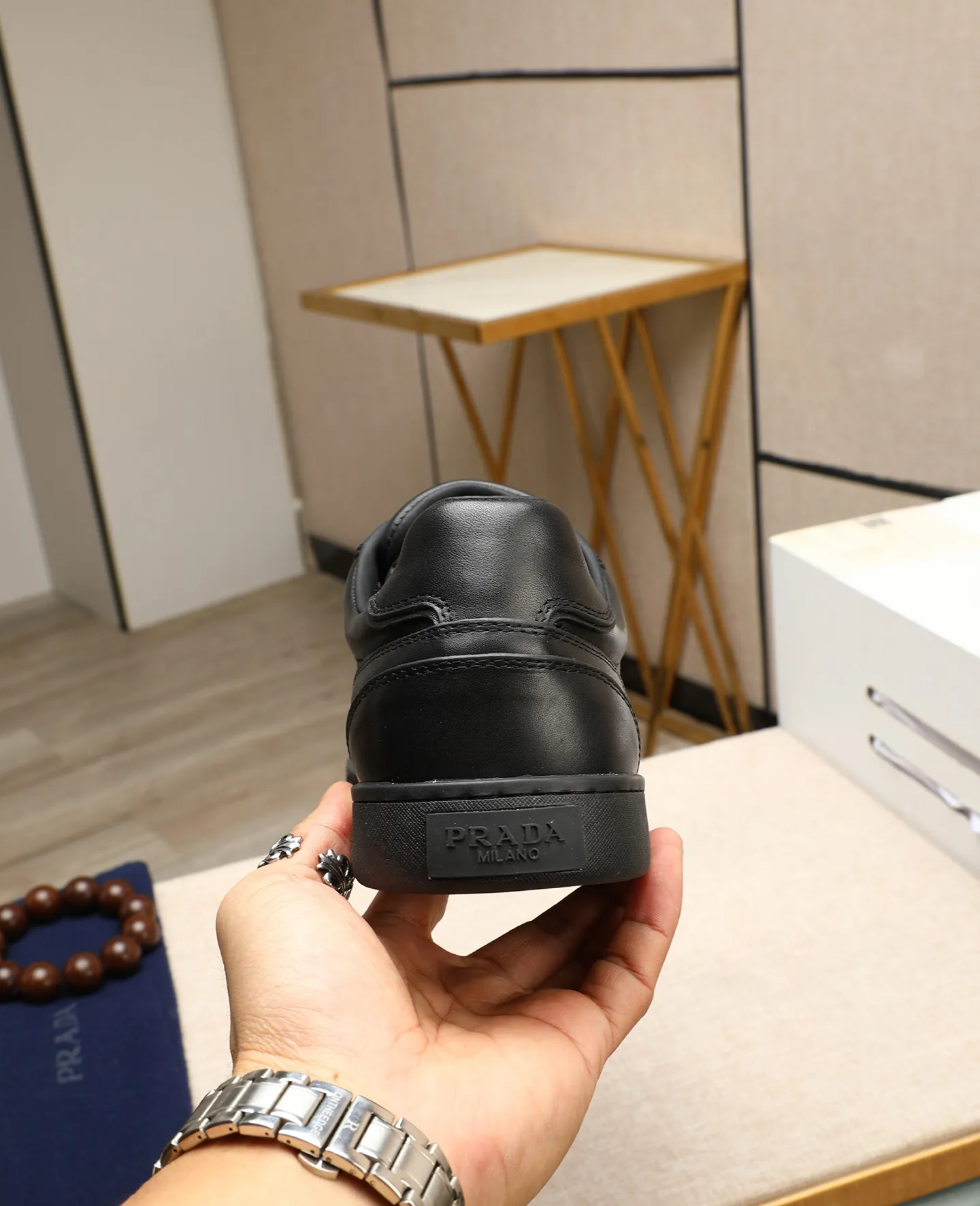 Men's shoes 💰580 🌹🌹[PRADA—Prada] 2025 latest model 🙈original replica! 👟👟👟Available here. The workmanship is top-notch. The upper is made from Italy. 🇮🇹Imported first-layer cowhide. ❗️Breathable genuine leather lining @Suitable for travel. The original version has an enlarged engraved sole, making it suitable for all kinds of travels, showing low-key luxury. Let quality speak for itself. Color: Size: 38-45